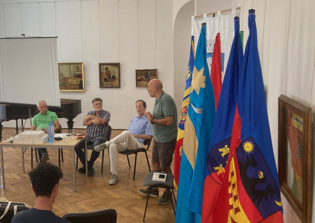 A kerekasztal-beszélgetés részvevői szerint ahhoz, hogy Románia gyorsan fejlődhessen a következő 20-30 évben, meg kell szüntetni a központi irányítást •  Fotó: Gazda Árpád