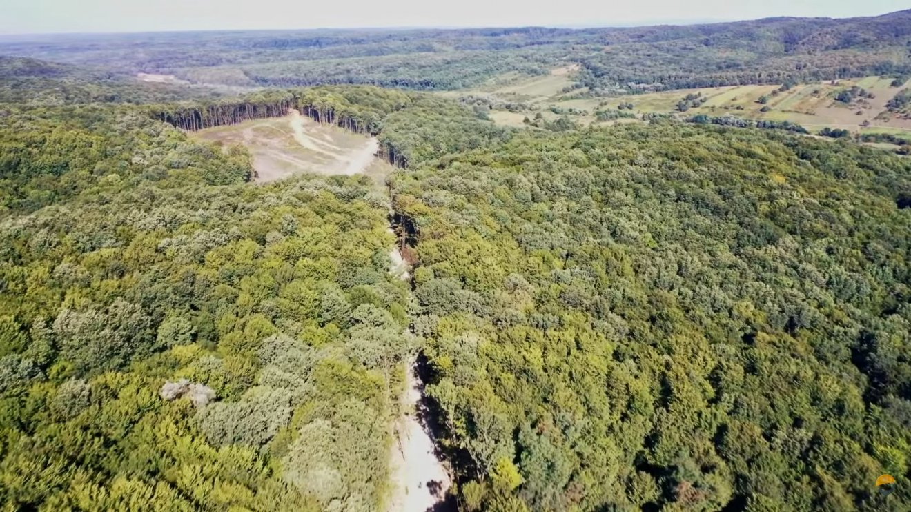 Nagyon messze még az út vége. Autópályának kell épülnie Marzsina és Holgya között, miközben vészesen fogy az idő •  Fotó: Facebook/Asociația Pro Infrastructură