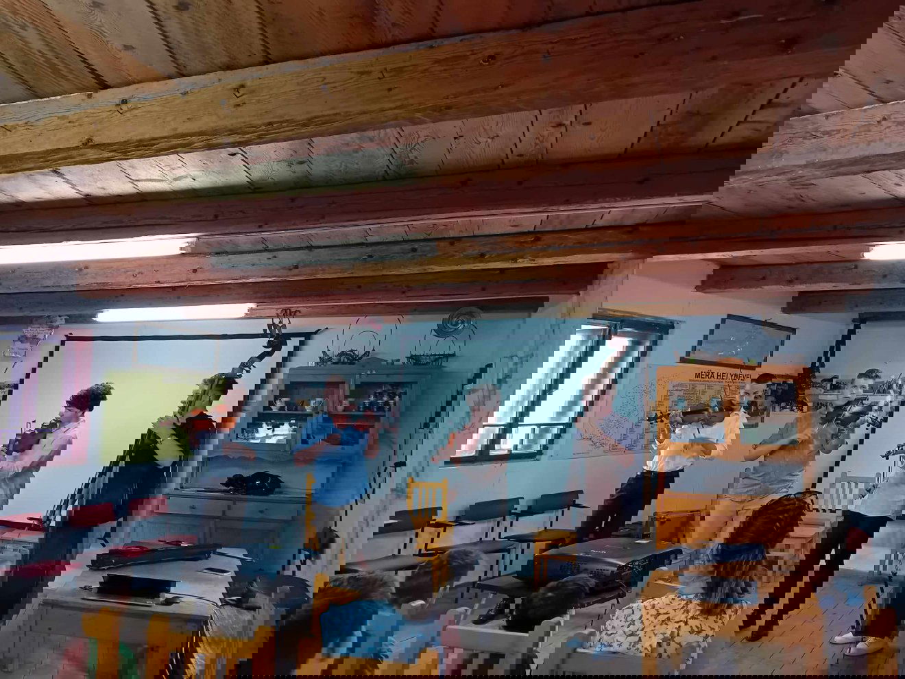 Molnár Ákos (balra) prímás szerint a jövőben szeretnék bővíteni repertorjukat •  Fotó: Bede Laura