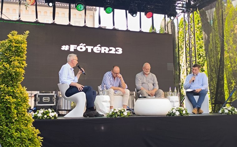 Román–magyar együttműködést zavaró tényezők, Budapesttel szembeni erdélyi magyar autonómia