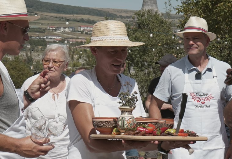 Bográcsos finomságok: kolozsvári örömfőzés, ahogyan eleink is tették (VIDEÓ)