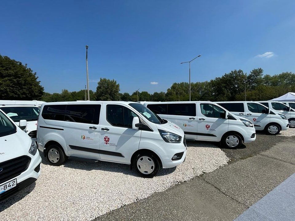 Az iskolabuszokat tavaly augusztusban adták át, Arad megyében hat teljesít szolgálatot •  Fotó: Pataky Lehel Zsolt