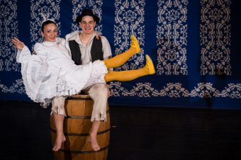 Kallós Zoltánra emlékezik, egyéni formavilágot kínál az új néven működő Háromszék Táncszínház