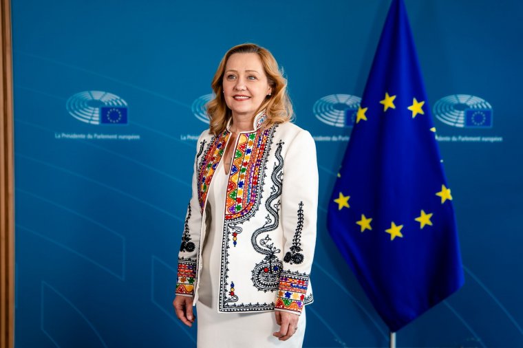 Elena Lasconi nyolc feltételhez kötötte az USR kormányra lépését