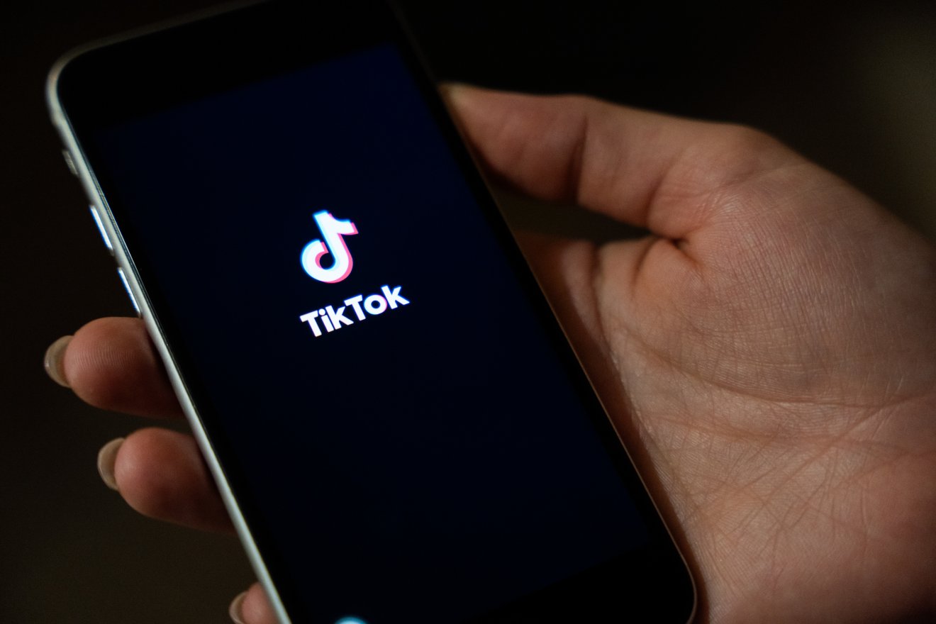 A belga hatóságok egy TikTok-videó miatt gyanították, hogy a fiókok mögött álló szíriai menedékkérő erőszakos támadást tervezhet