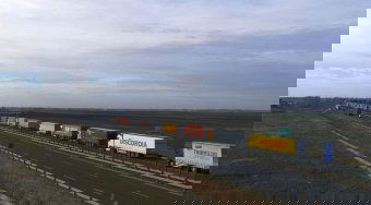 Energetikai szakértő: az áram, a földgáz és az üzemanyagok adóterhe rontja a román ipar versenyképességét