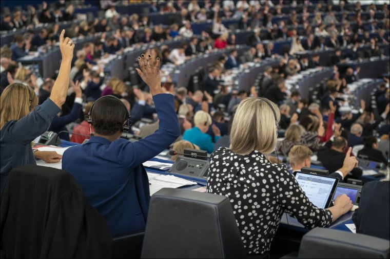 Hivatalba léphet von der Leyen második bizottsága, miután az EP áldását adta az új testületre