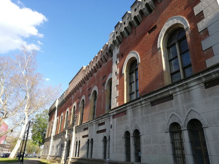 Kezdődhet a közel húsz éve bezárt temesvári Hunyadi-kastély restaurálása
