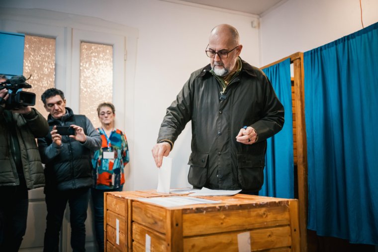 Magas részvételre számít, minden magyart szavazásra buzdít az RMDSZ