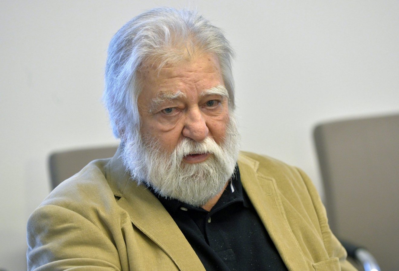 Sára Sándor