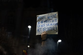 Tucatnyi egyetemi város hallgatói tartanak Európa-párti demonstrációt Kolozsváron