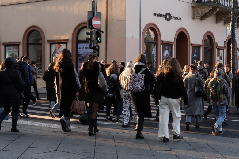 A romániaiak nagy többsége szerint az ország rossz irányba halad