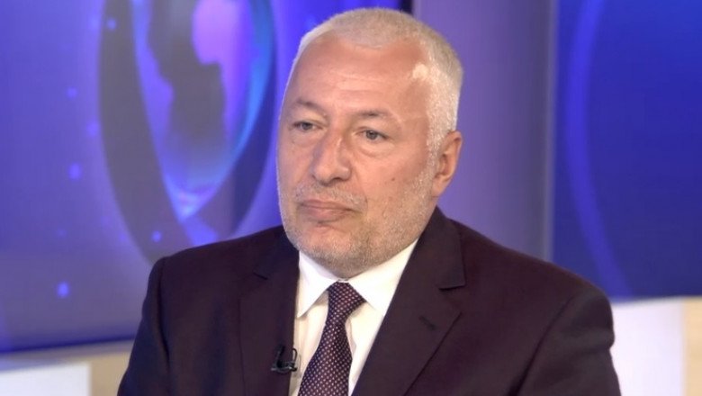 Fél. Iulian Fota szerint Trump győzelme felbátoríthatja azokat, akik elégedetlenek a jelenlegi európai határokkal •  Fotó: Videófelvétel/Digi 24