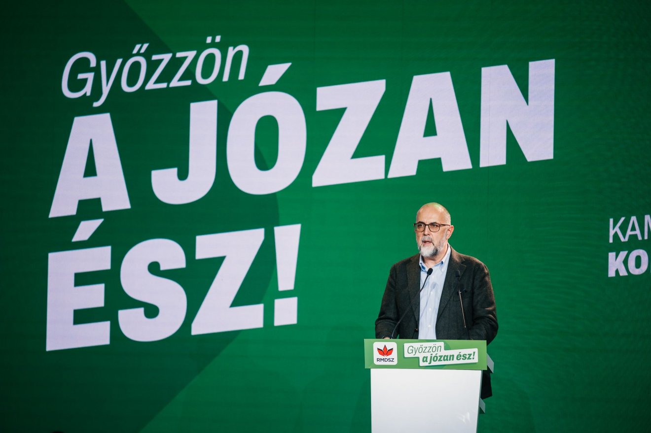 Kelemen Hunor, az RMDSZ kormányfőjelöltje szerint a megoldás kulcsa, hogy visszakerüljenek a kormányba •  Fotó: Facebook/RMDSZ