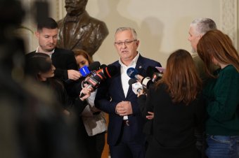 Simion orosz kapcsolatai: a SRI-bizottság elnökének lemondását követeli Ciolacu
