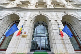 Megközelíti az 1,3 milliót a közalkalmazottak létszáma