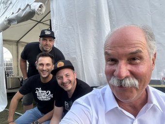 „Belülről jő” – avagy miért vonzó a székely beszédmód a Székelyföldön túl is és mire biztatja Berecz András Pittyeséket