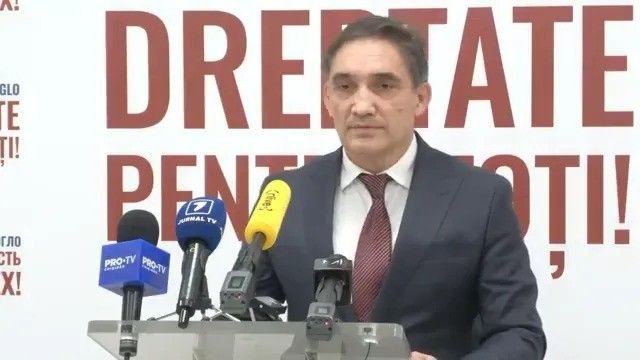 A kihívó. Alexandr Stoianoglo mérkőzik meg a regnáló Maia Sanduval az elnöki tisztségért a második fordulóban •  Fotó: Videófelvétel/TV8