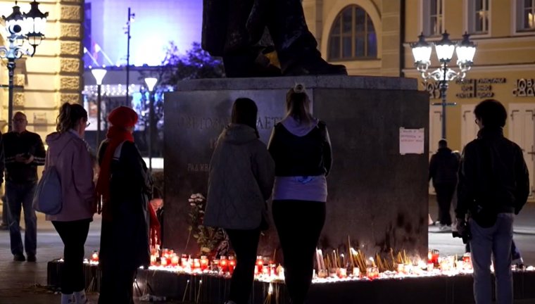 Újvidéki tragédia: vizsgálják a halálos baleset körülményeit, nemzeti gyásznapot tartanak Szerbiában (FRISSÍTVE)