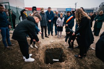 Új épületszárnyat kap a bihari város magyar iskolája