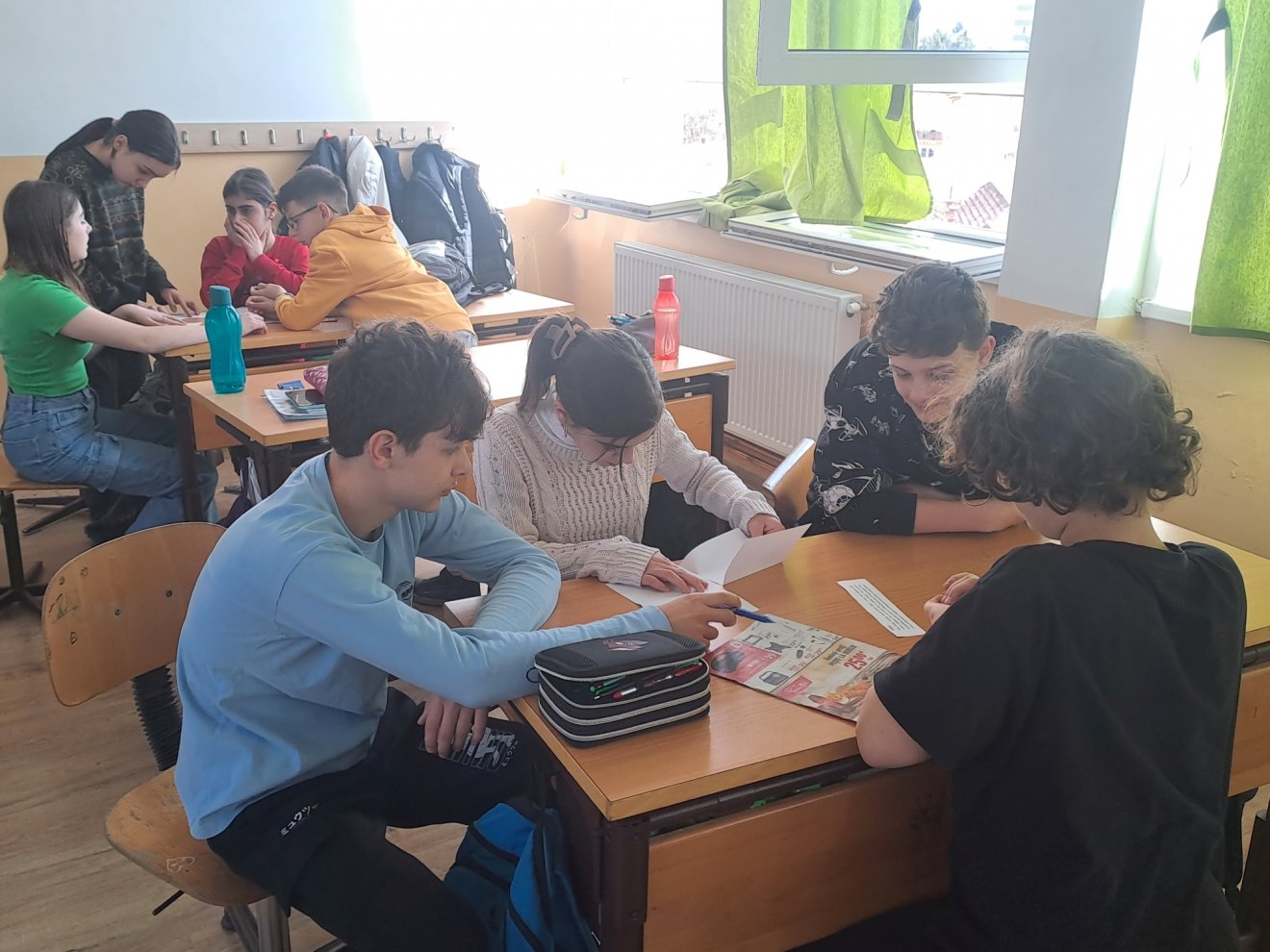Iskolákba is elviszi tevékenységeit a marosvásárhelyi szervezet •  Fotó: Philothea Klub