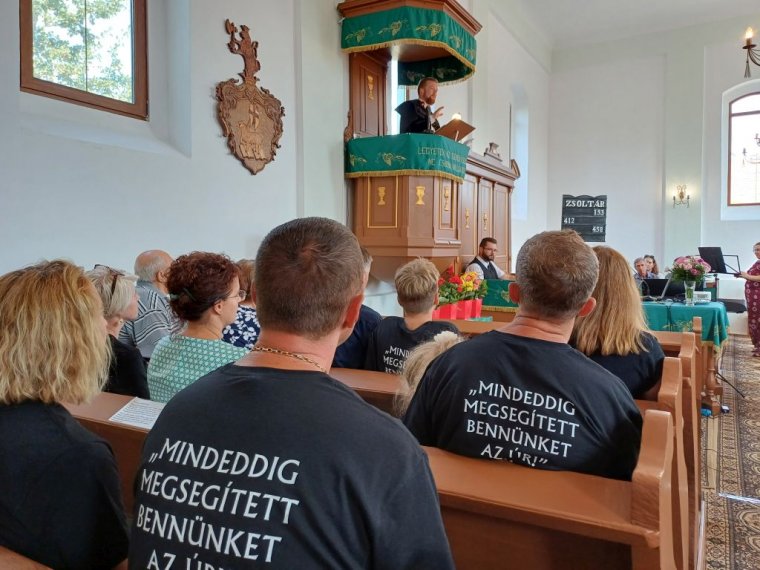 Bástya a református egyház Szentleányfalván