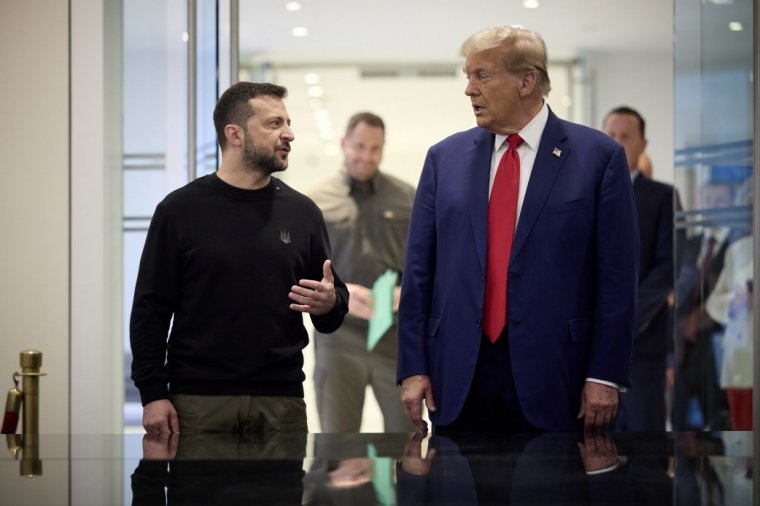 Zelenszkij: Trump meghatározó lehet a háború befejezésében, mert Putyin fél tőle