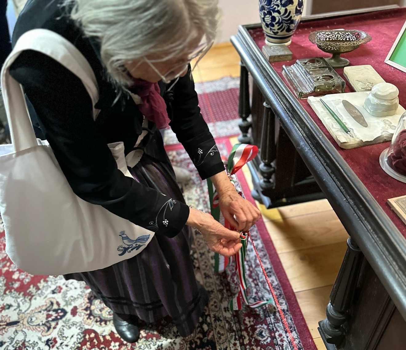 Benedek Elek íróasztalát, személyes tárgyait is meg lehet tekinteni az Emlékházban •  Fotó: Benedek Elek Emlékház