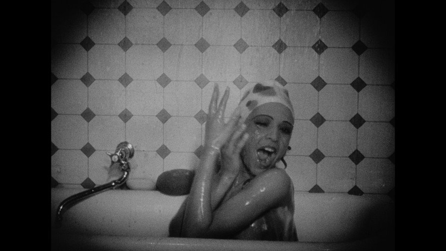 A Rabmadár című, 1929-es némafilmet élőzenével vetítik •  Fotó: Filmtettfeszt