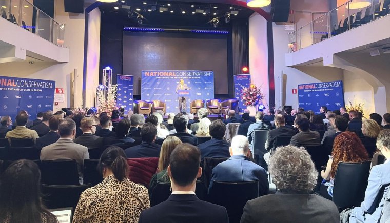 FRISSÍTVE – Világszerte elítélik a NatCon konzervatív konferencia brüsszeli betiltását – Bíróság: folytatódhat az esemény