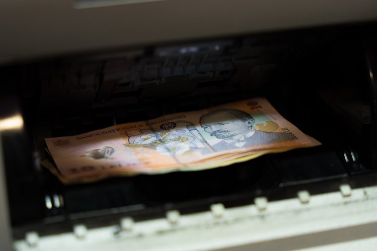 Vészharangot kongat a jegybank: egyre többen nem törlesztik hiteleiket