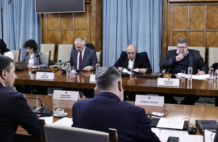 Rábólintott a 2025-ben érvényes megszorításokra a kormánykoalíció