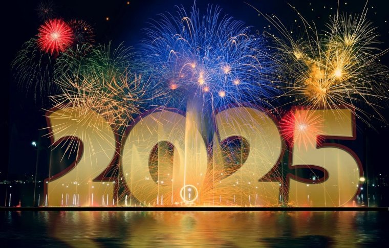 Boldog új évet a Krónikával! Tartsanak velünk 2025-ben is!