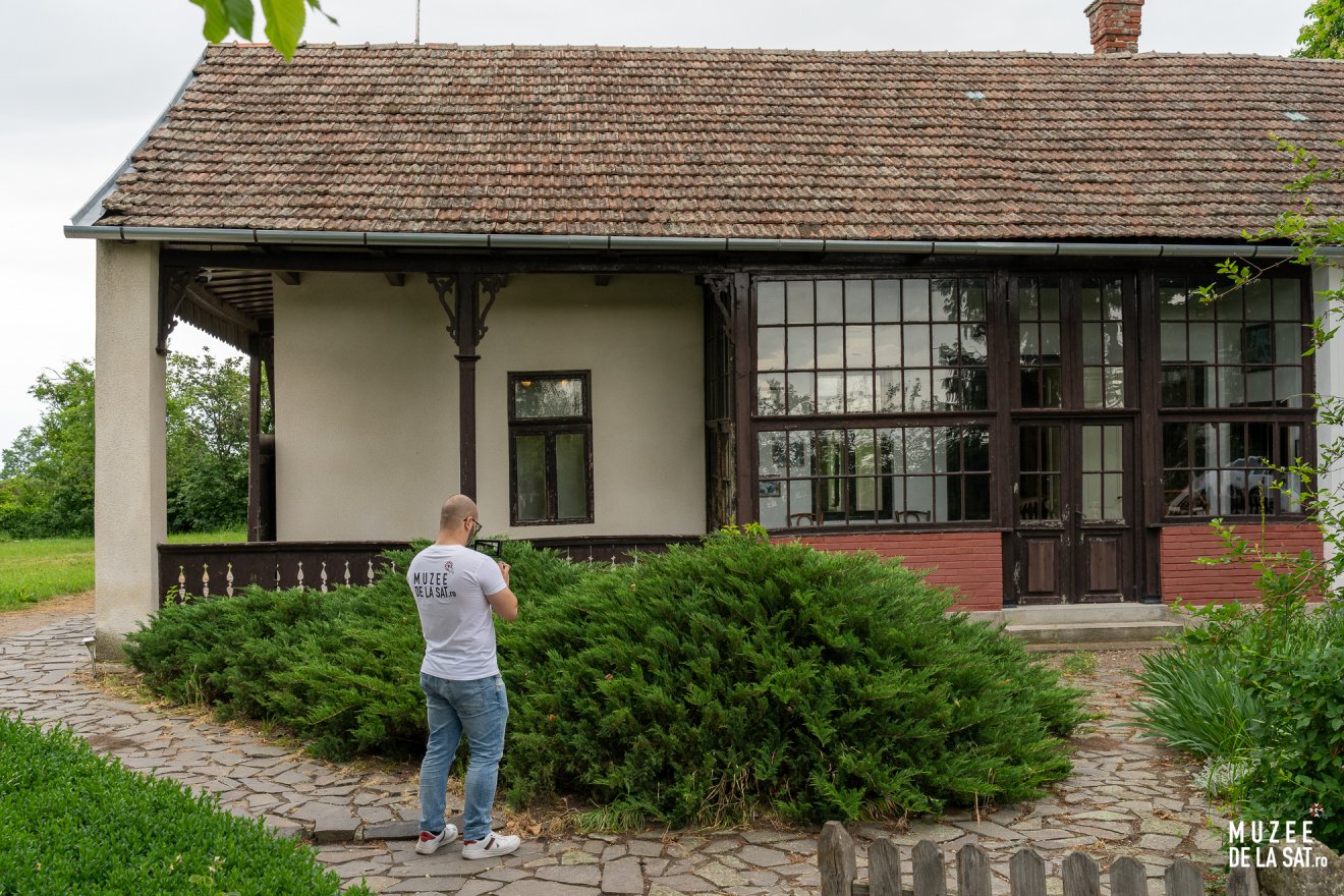 A Falumúzeum csapata fényképek, videók, 3D-s virtuális túrák által mutatja be a vidéki közgyűjteményeket •  Fotó: Ionuț Teoderascu/Muzee de la sat