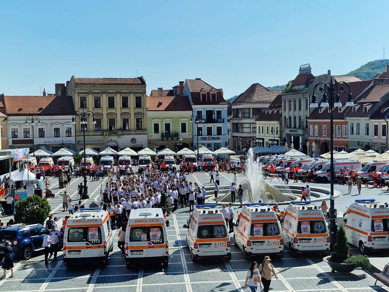 Brassóban gyűltek össze az évfordulót ünneplő mentősök •  Fotó: Facebook/Alexandru Rafila