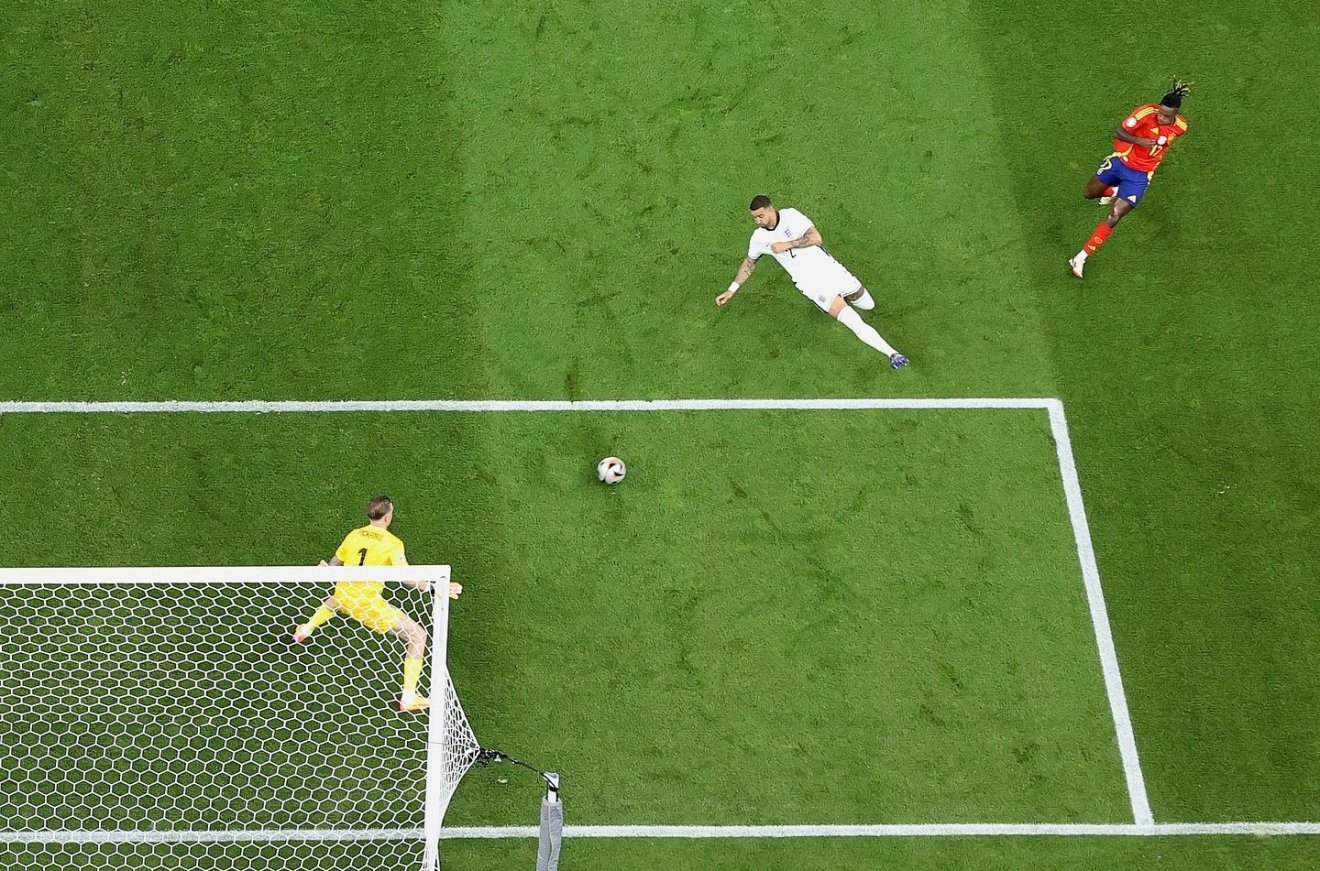 Megadta az alaphangot. Nico Williams (jobbra) juttatta előnyhöz a spanyolokat a berlini fináléban •  Fotó: Facebook/UEFA EURO 2024