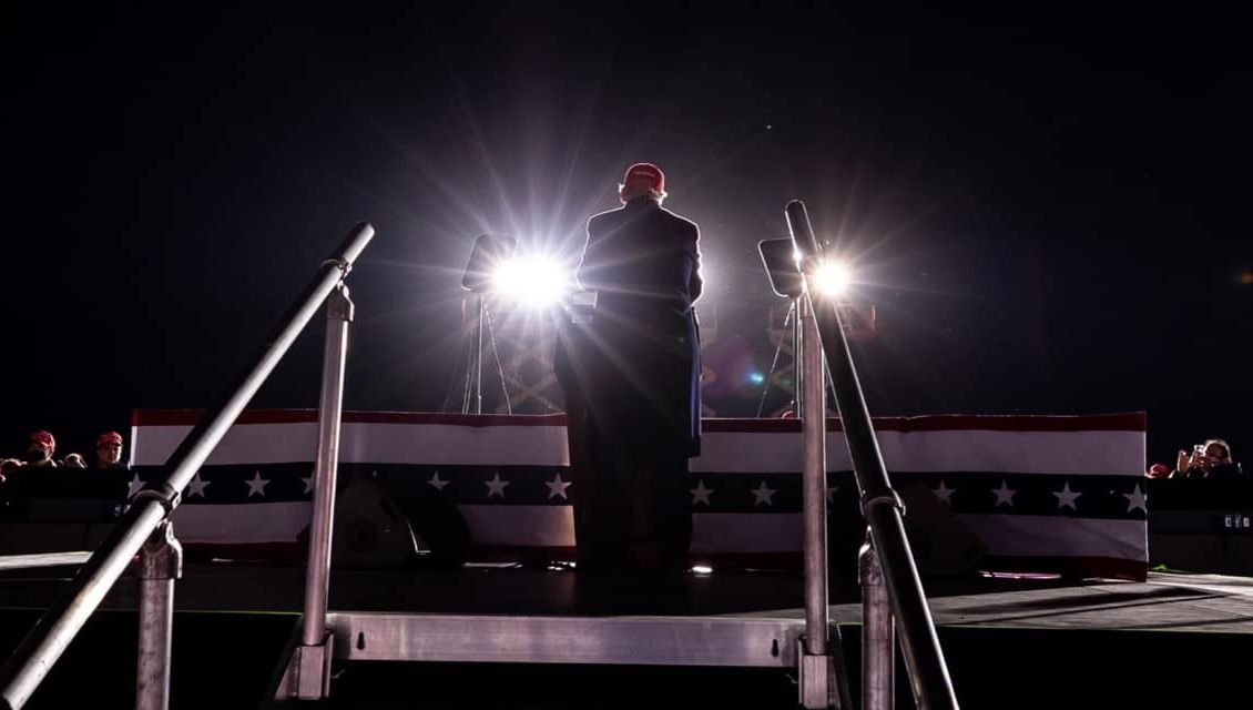 Donald Trump: ne engedjék a Gonosz győzelmét (archív felvétel) •  Fotó: Facebook/Donald Trump