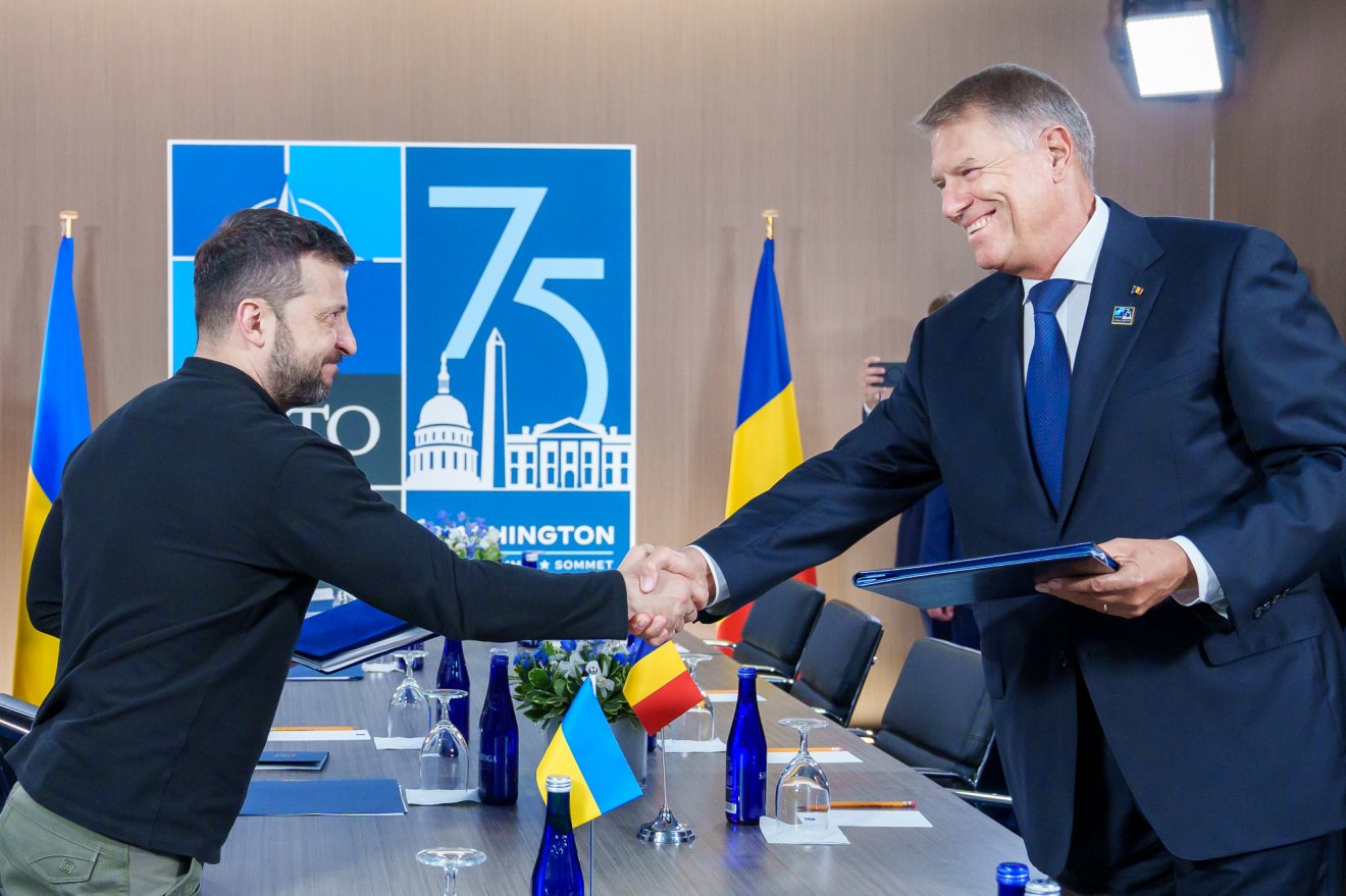 Volodimir Zelenszkij ukrán és Klaus Iohannis román elnök •  Fotó: Presidency.ro