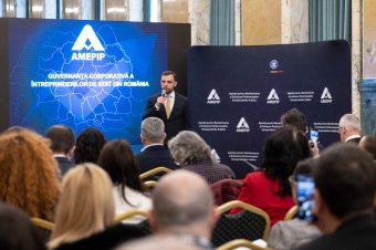 Brüsszeli nyomásra testületileg lemondott az állami „szuperügynökség” vezetősége