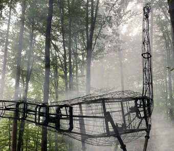 Őslénykár: porrá égett egy jókora dinoszaurusz a barcarozsnyói dinóparkban