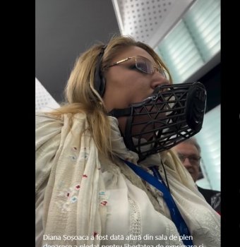 Botrányt okozott Şoşoacă az Európai Parlamentben, ki kellett vezettetni (VIDEÓ)