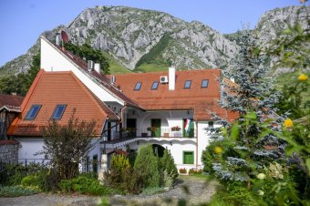 Mesélő múlt és táncoló örökség – új évad a torockói Duna-Házban