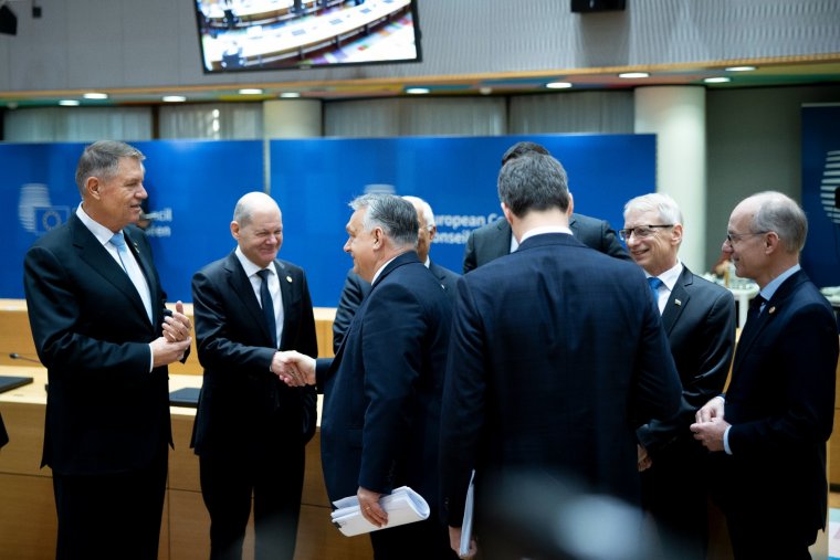 Ez hamar ment: egyhangú megállapodás született az Ukrajnának szánt támogatásról