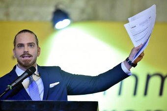 Repedező szélsőjobb: egy volt miniszter kilépteti pártját az AUR körül létrejött szövetségből