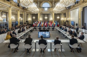 Macron: nem zárható ki nyugati csapatok Ukrajnába küldése