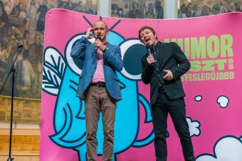 A boldogságot és feleségüket „keresik” erdélyi turnéjukon a Szomszédnéni Produkciós Iroda humoristái
