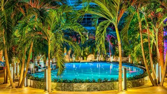 Olcsó söre miatt (is) ajánlja a Wizz Air a külföldi turistáknak Valentin-napi úti célként Bukarestet