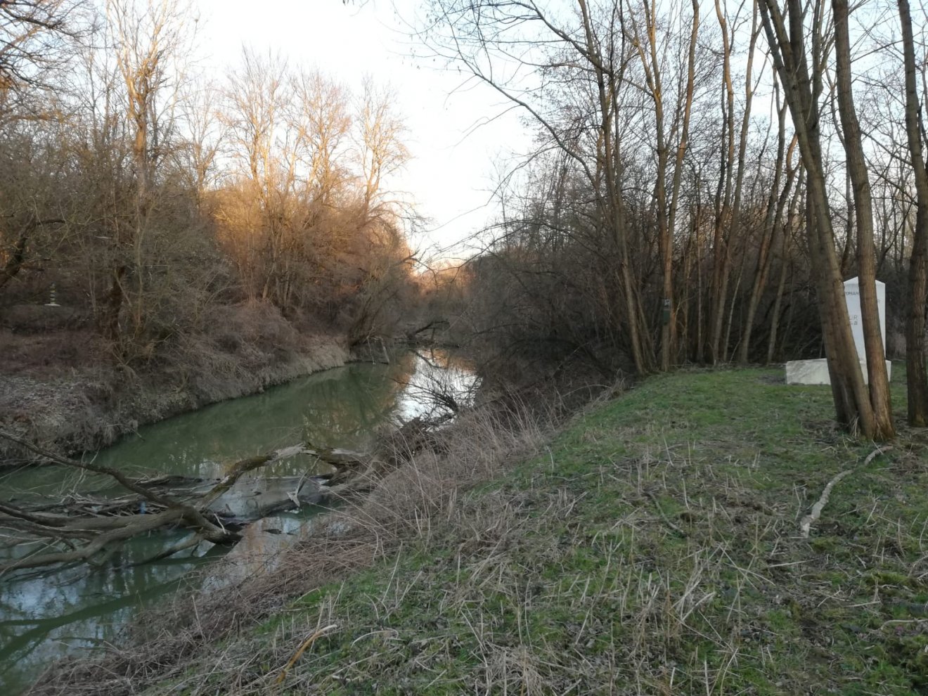hármashatár