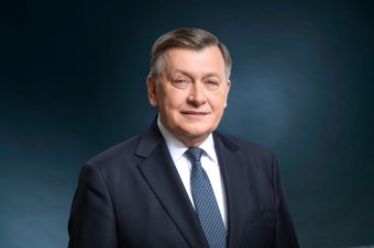 Jóváhagyta a BEC Crin Antonescu jelöltségét