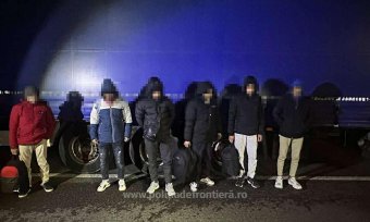 Újra Nyugatra tartó migránsok buktak le egy szúrópróbaszerű ellenőrzésen